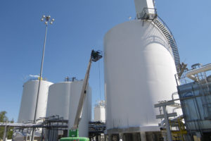 Commercial tank
