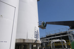 Commercial tank